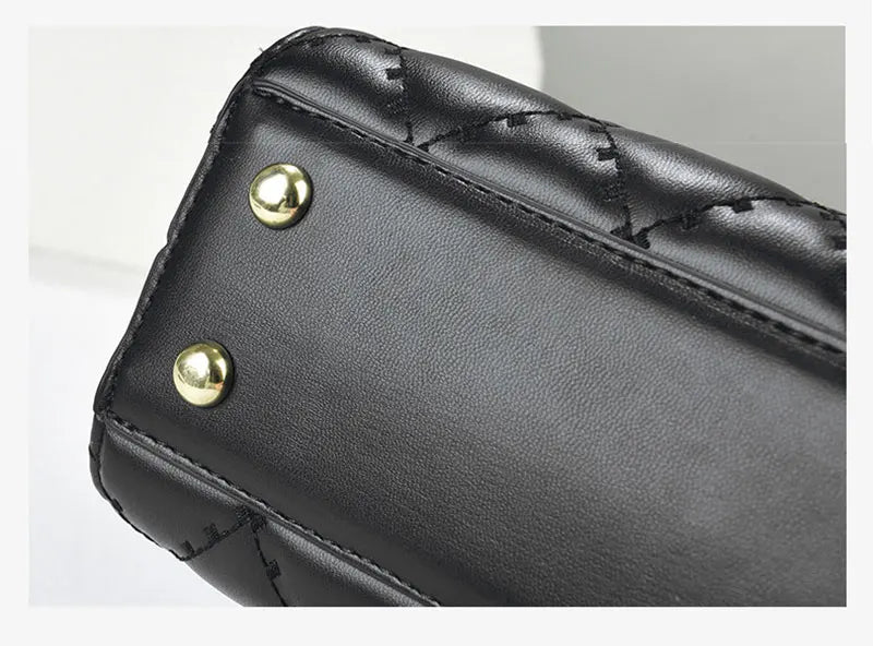 Mala de Ombro Feminina – Design Moderno, Grande Capacidade e Estilo Sofisticado